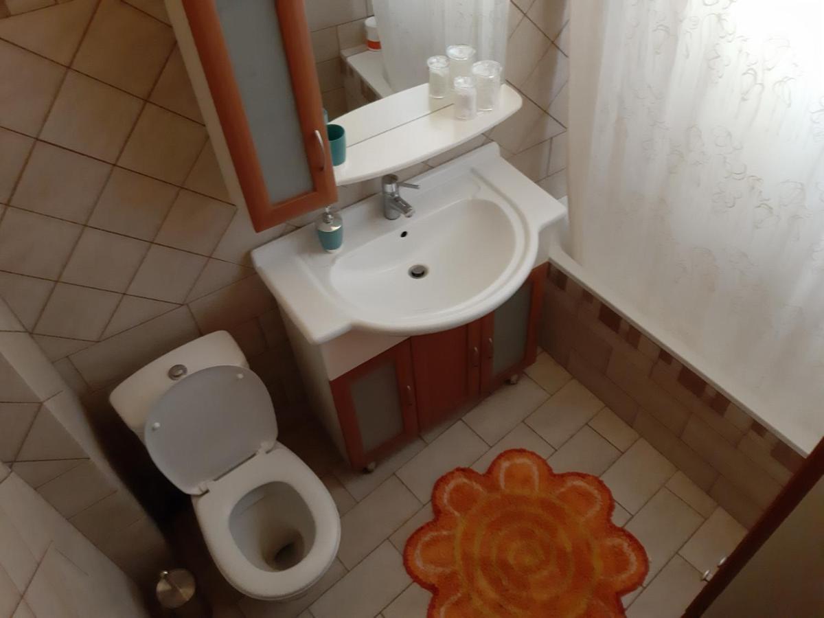 Babis Apartment Kavala Exterior photo